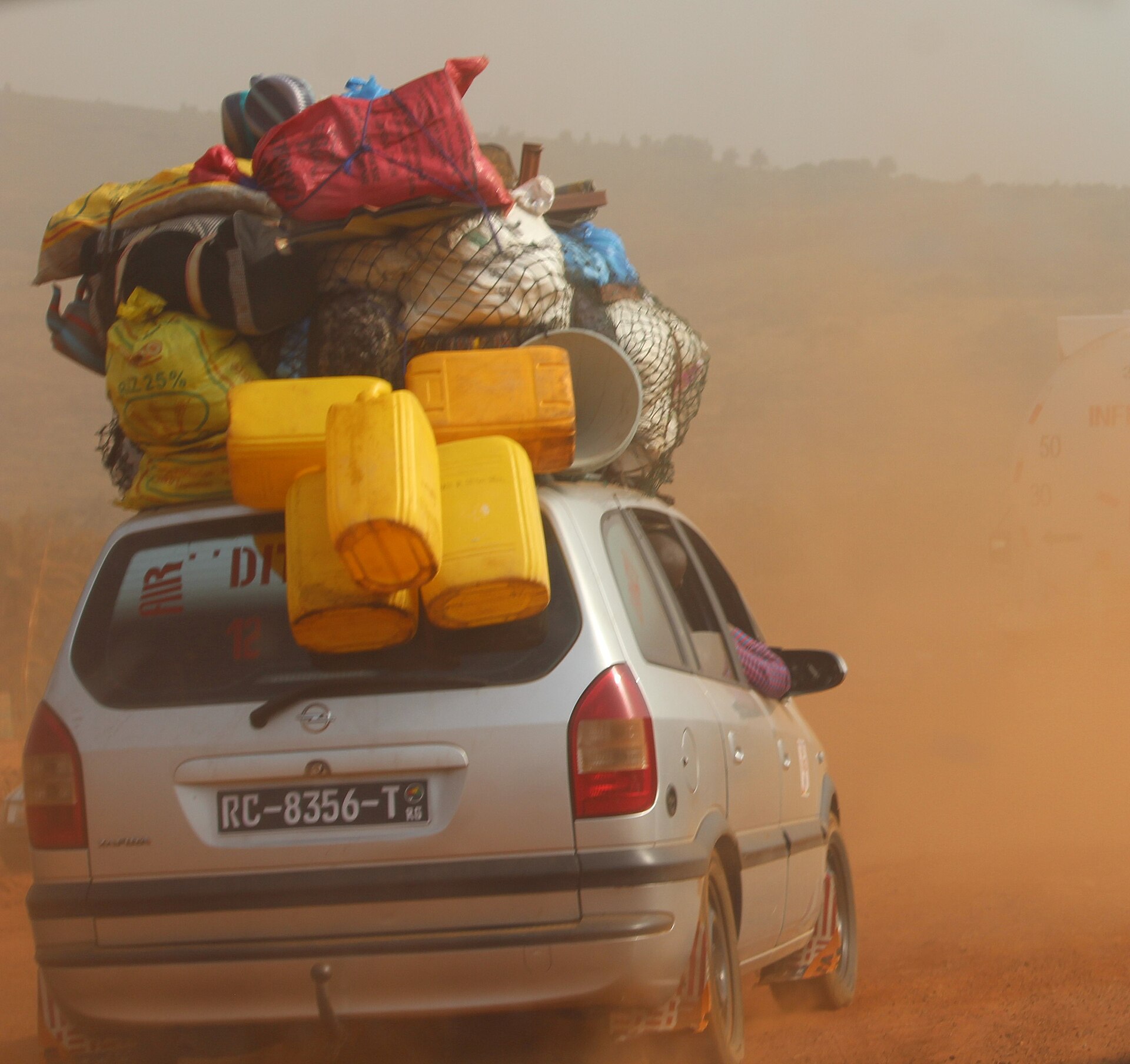 A taxi on the road between Conakry and Coyah